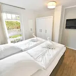 Düne 4 - Wg1 Im Eg Mit Terrasse Strandnah Apartamento Binz