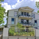Apartamento Düne 4 - Wg1 Im Eg Mit Terrasse Strandnah *